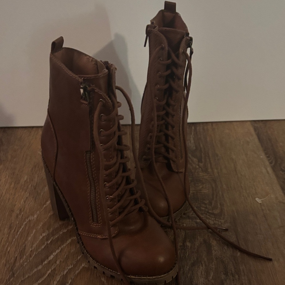 Soda Lace-Up Chunky Heel Ankle Boots